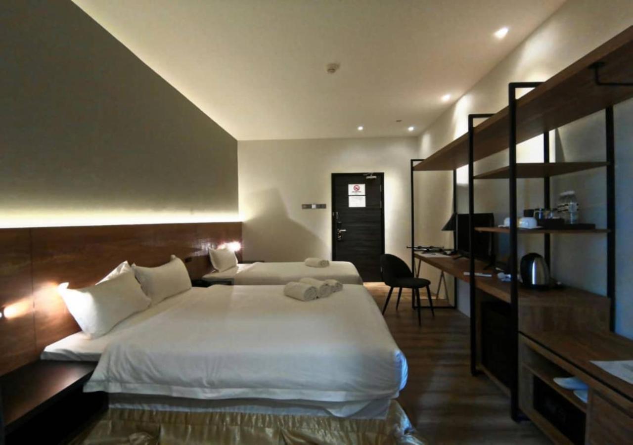 Roxy Hotel Padungan Kuching Exterior foto